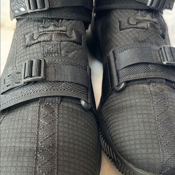 Nike Black High-Top Athletic Shoes with Velcro Straps - Picture 2 of 5